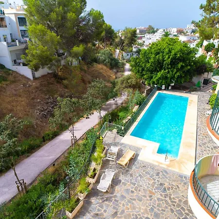 Сasa de vacaciones Flores De Burriana 5 By Casasol - Family House With Pool Nerja